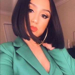 Meet your Posher, Andrea